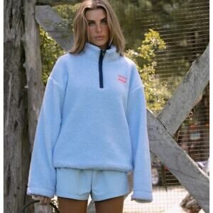 Dairy boy light blue mountain fleece pullover - size S/M